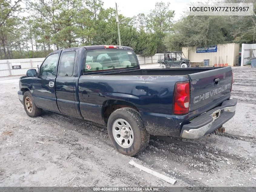 2007 Chevrolet Silverado 1500 Classic Work Truck VIN: 1GCEC19X77Z125957 Lot: 40840285