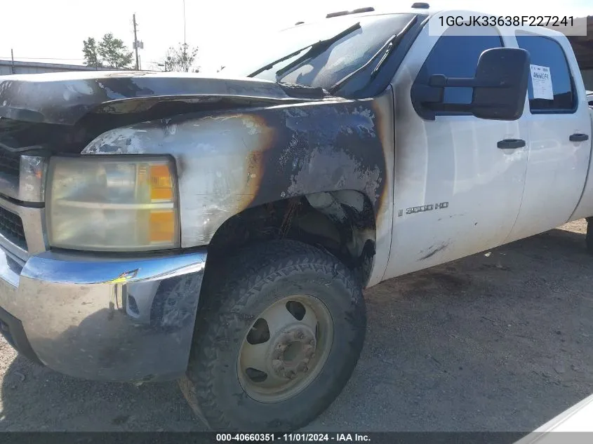 2008 Chevrolet Silverado 3500Hd Work Truck VIN: 1GCJK33638F227241 Lot: 40660351