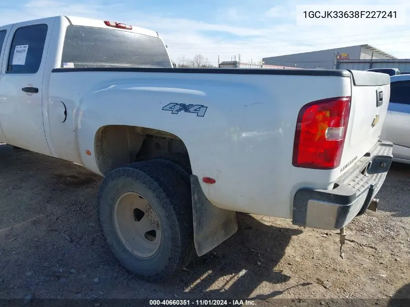 2008 Chevrolet Silverado 3500Hd Work Truck VIN: 1GCJK33638F227241 Lot: 40660351