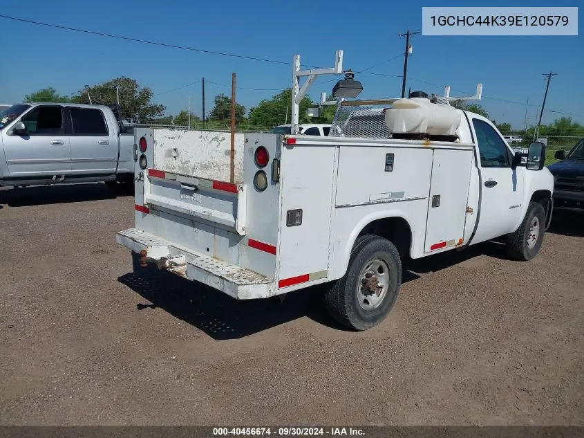 2009 Chevrolet Silverado 2500Hd Work Truck VIN: 1GCHC44K39E120579 Lot: 40456674