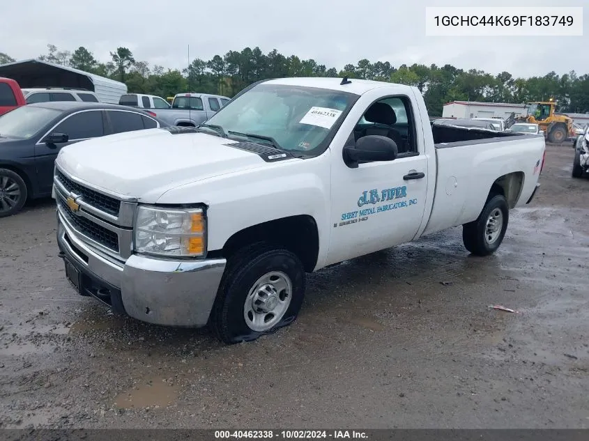 2009 Chevrolet Silverado 2500Hd Work Truck VIN: 1GCHC44K69F183749 Lot: 40462338