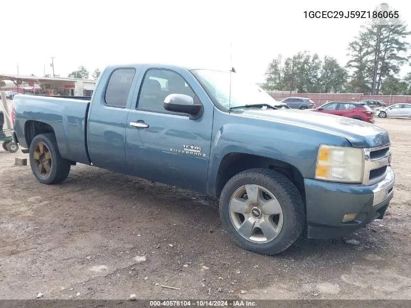 2009 Chevrolet Silverado 1500 Lt VIN: 1GCEC29J59Z186065 Lot: 40578104