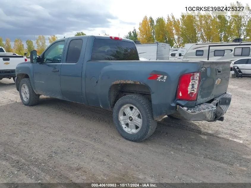 2011 Chevrolet Silverado 1500 K1500 Lt VIN: 1GCRKSE39BZ425327 Lot: 40610983