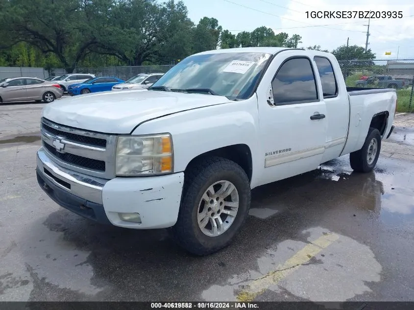 2011 Chevrolet Silverado 1500 Lt VIN: 1GCRKSE37BZ203935 Lot: 40619582