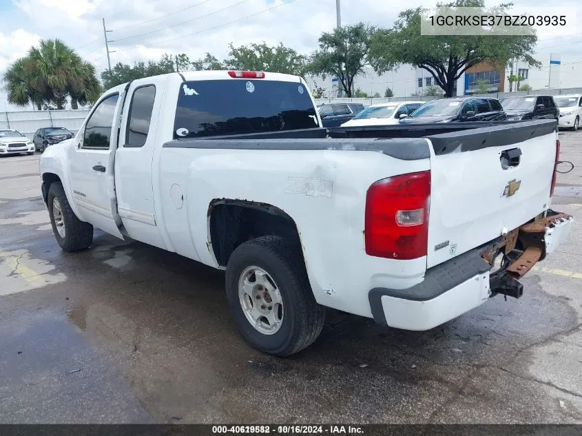 2011 Chevrolet Silverado 1500 Lt VIN: 1GCRKSE37BZ203935 Lot: 40619582