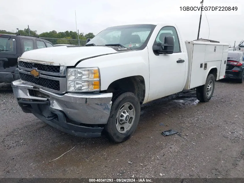 2013 Chevrolet Silverado 2500Hd C2500 Heavy Duty VIN: 1GB0CVEG7DF220849 Lot: 40341293