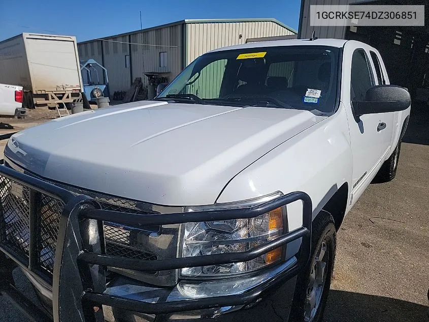 2013 Chevrolet Silverado K1500 Lt VIN: 1GCRKSE74DZ306851 Lot: 40930921