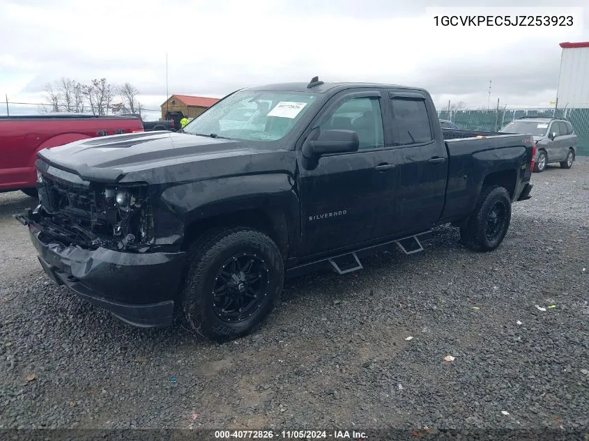 1GCVKPEC5JZ253923 2018 Chevrolet Silverado 1500 Custom