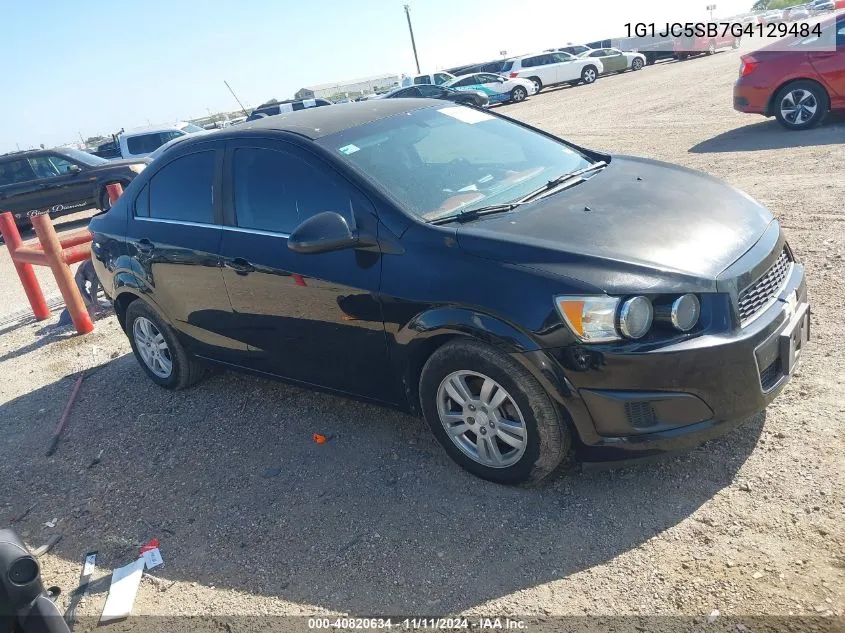 2016 Chevrolet Sonic Lt Auto VIN: 1G1JC5SB7G4129484 Lot: 40820634