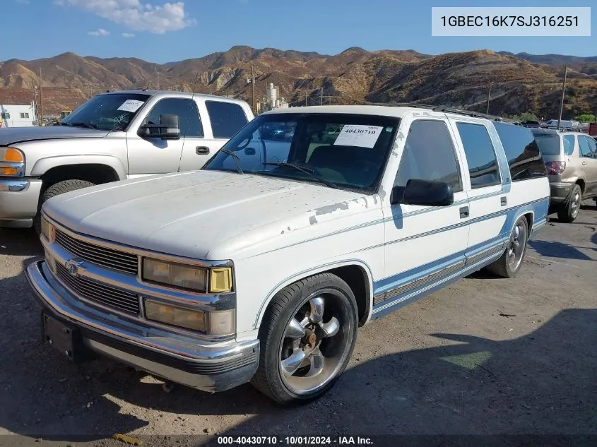 1995 Chevrolet Suburban C1500 VIN: 1GBEC16K7SJ316251 Lot: 40430710