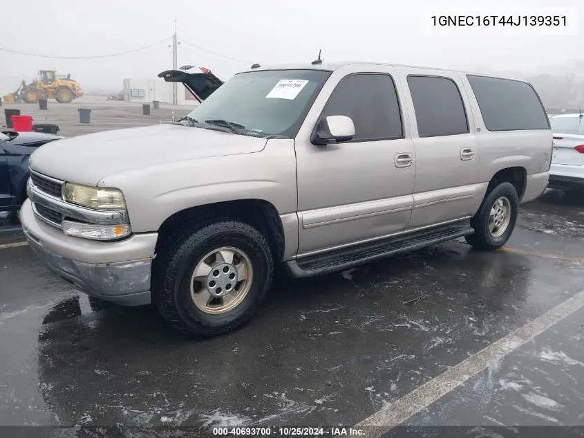 2004 Chevrolet Suburban C1500 VIN: 1GNEC16T44J139351 Lot: 40693700