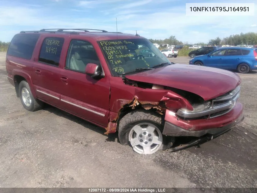 2005 Chevrolet Suburban VIN: 1GNFK16T95J164951 Lot: 12087172