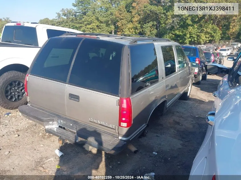 1999 Chevrolet Tahoe Lt VIN: 1GNEC13R1XJ398411 Lot: 40702259