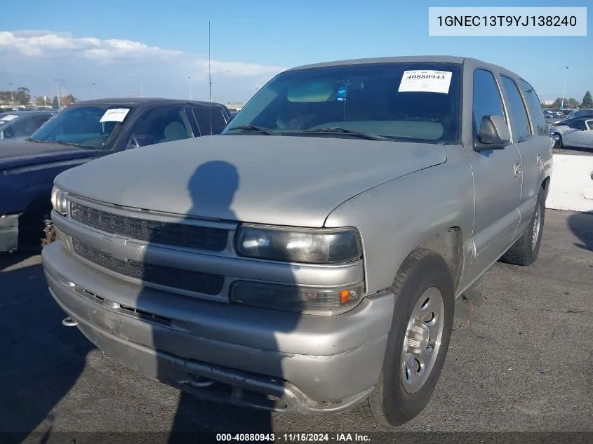 2000 Chevrolet Tahoe All New Lt VIN: 1GNEC13T9YJ138240 Lot: 40880943