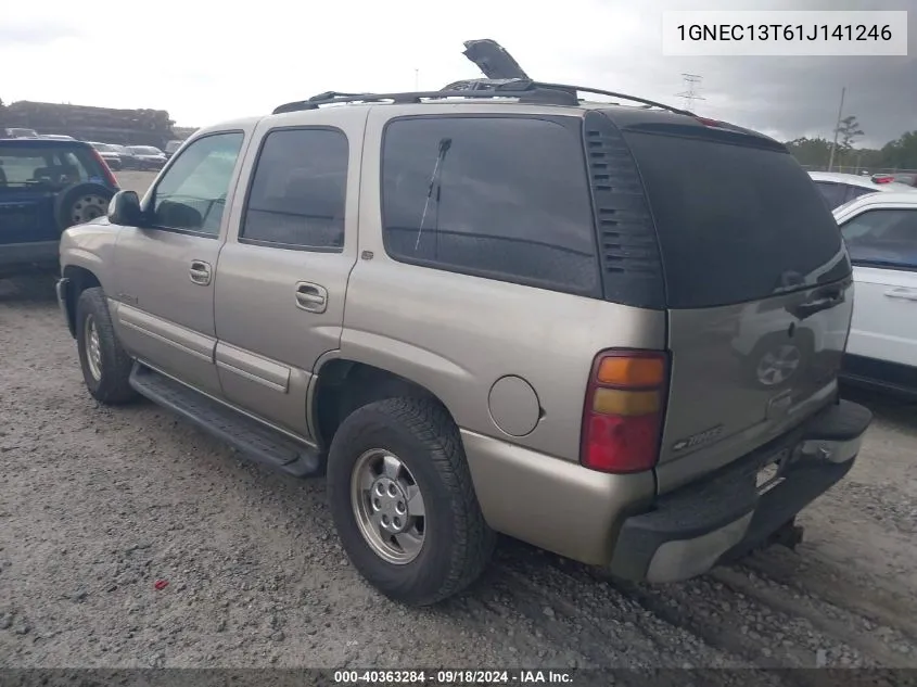 1GNEC13T61J141246 2001 Chevrolet Tahoe Lt