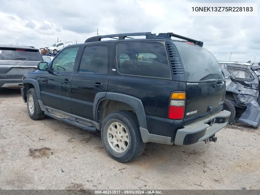 2005 Chevrolet Tahoe Z71 VIN: 1GNEK13Z75R228183 Lot: 40233517