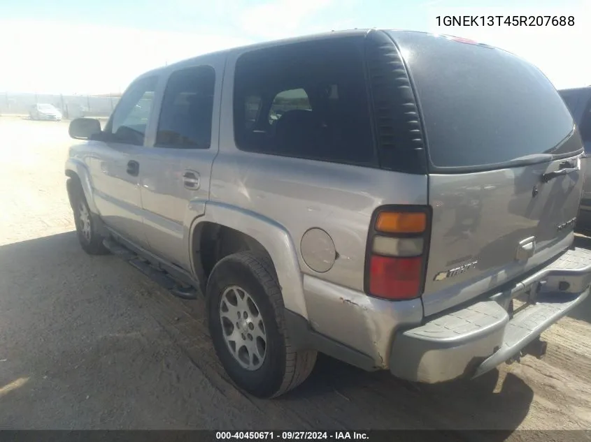 2005 Chevrolet Tahoe Z71 VIN: 1GNEK13T45R207688 Lot: 40450671