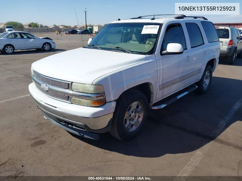 2005 Chevrolet Tahoe Lt VIN: 1GNEK13T55R125923 Lot: 40531044