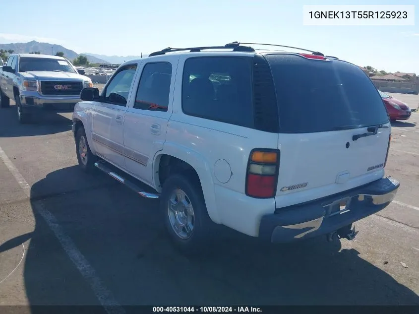 2005 Chevrolet Tahoe Lt VIN: 1GNEK13T55R125923 Lot: 40531044