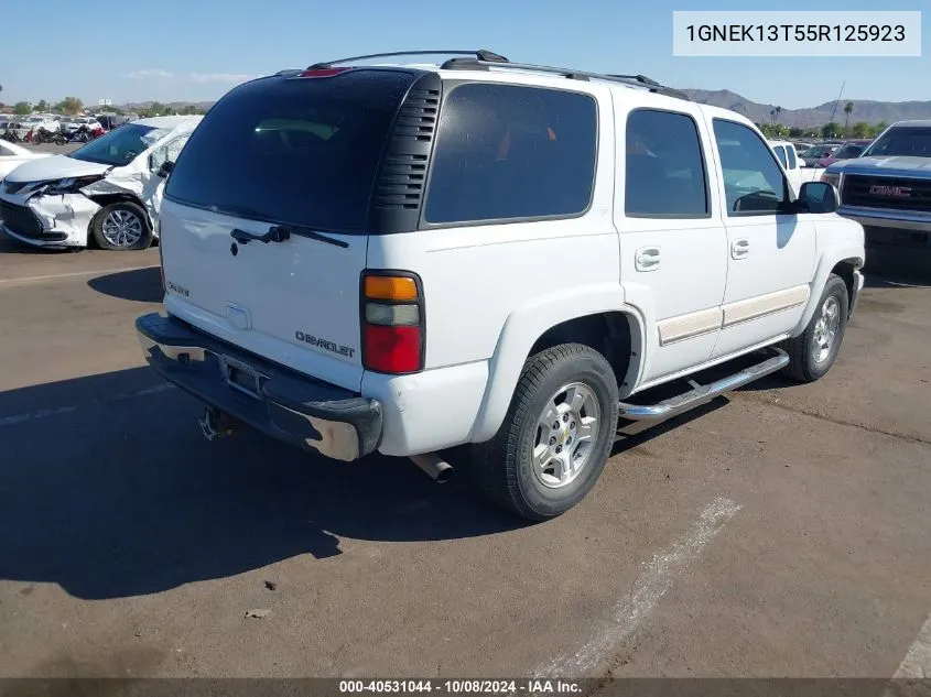 2005 Chevrolet Tahoe Lt VIN: 1GNEK13T55R125923 Lot: 40531044