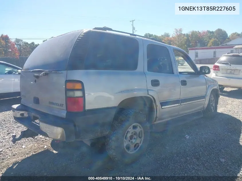 2005 Chevrolet Tahoe Ls VIN: 1GNEK13T85R227605 Lot: 40549910