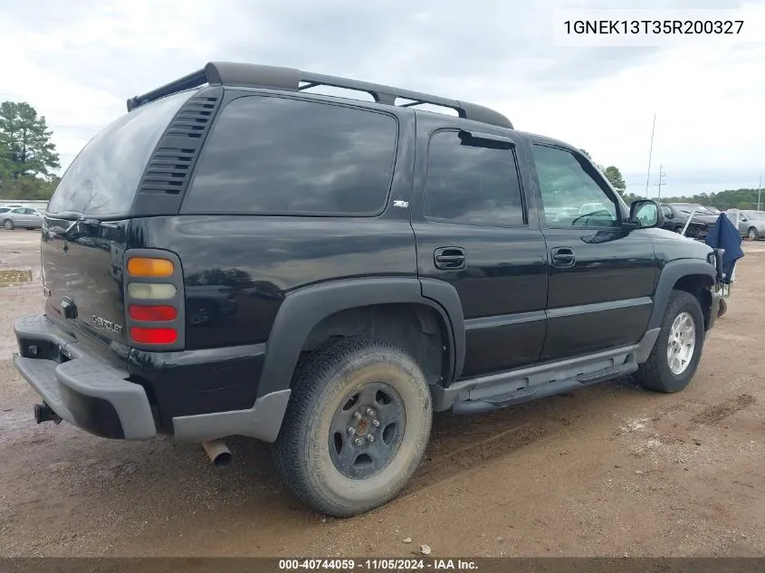 2005 Chevrolet Tahoe Z71 VIN: 1GNEK13T35R200327 Lot: 40744059