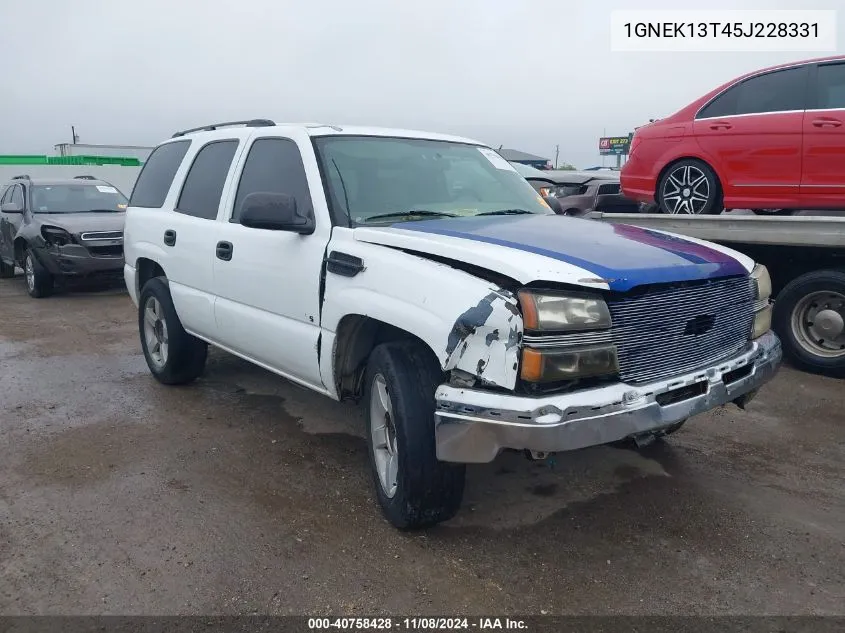 2005 Chevrolet Tahoe Ls VIN: 1GNEK13T45J228331 Lot: 40758428