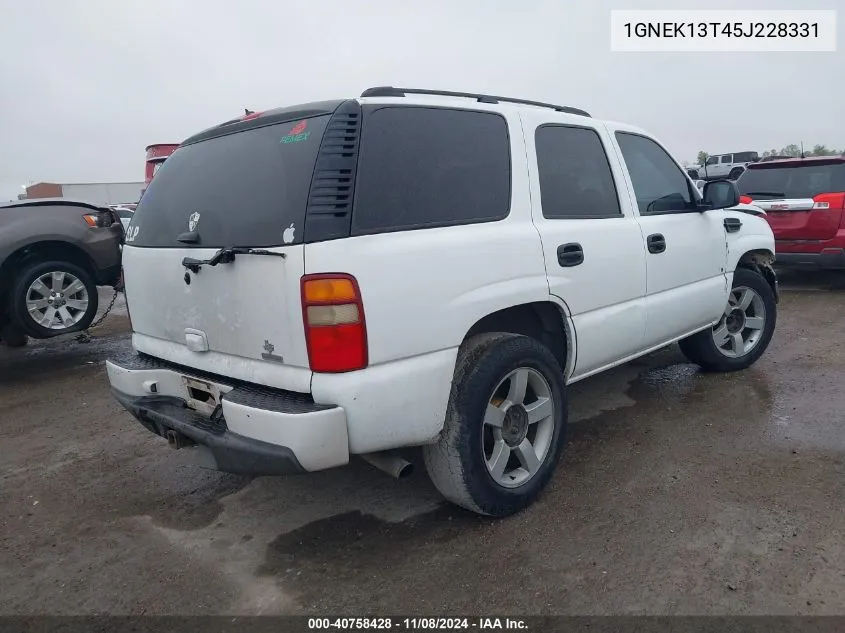 2005 Chevrolet Tahoe Ls VIN: 1GNEK13T45J228331 Lot: 40758428