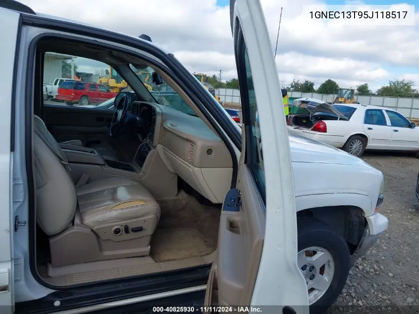 2005 Chevrolet Tahoe Lt VIN: 1GNEC13T95J118517 Lot: 40825930