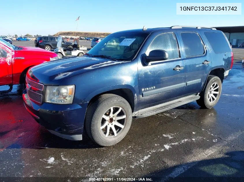 2007 Chevrolet Tahoe Ls VIN: 1GNFC13C37J341742 Lot: 40762991