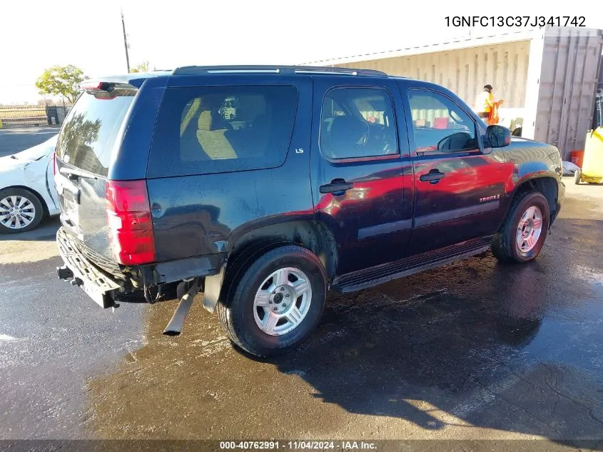 2007 Chevrolet Tahoe Ls VIN: 1GNFC13C37J341742 Lot: 40762991