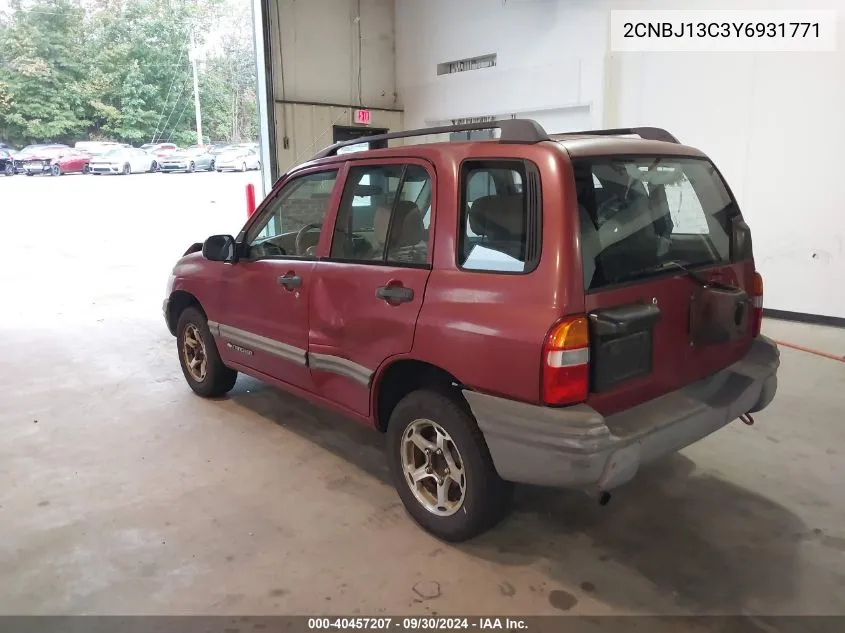 2000 Chevrolet Tracker VIN: 2CNBJ13C3Y6931771 Lot: 40457207