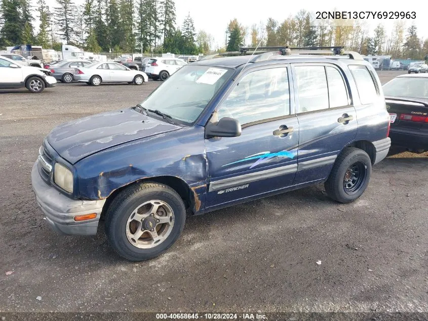 2000 Chevrolet Tracker VIN: 2CNBE13C7Y6929963 Lot: 40658645