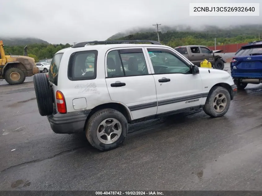 2002 Chevrolet Tracker Hard Top Base VIN: 2CNBJ13C526932640 Lot: 40478742