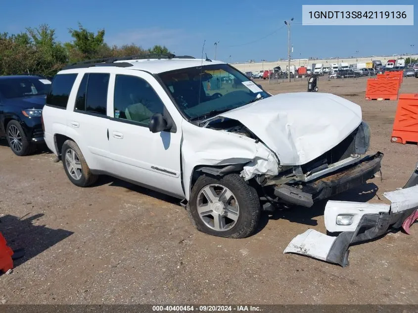 1GNDT13S842119136 2004 Chevrolet Trailblazer Lt