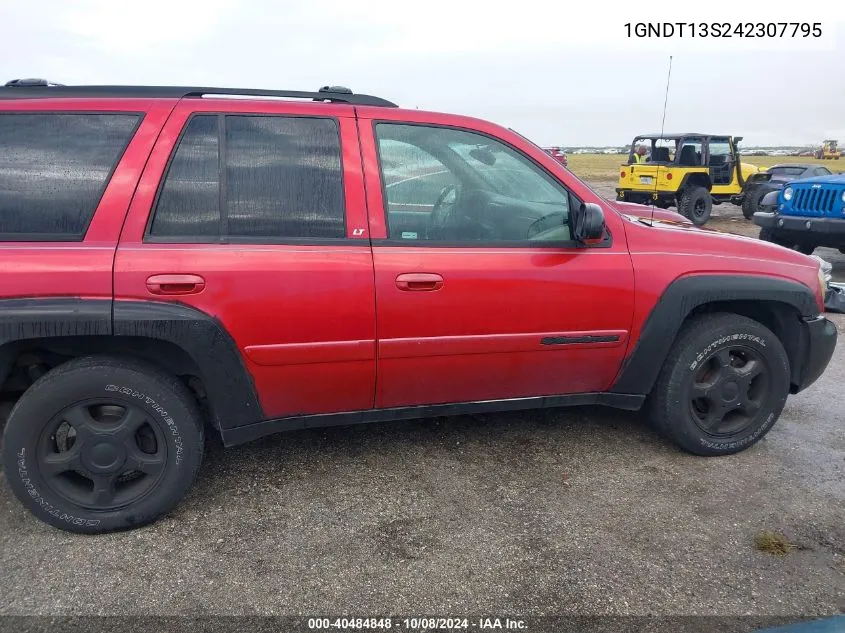 1GNDT13S242307795 2004 Chevrolet Trailblazer Lt