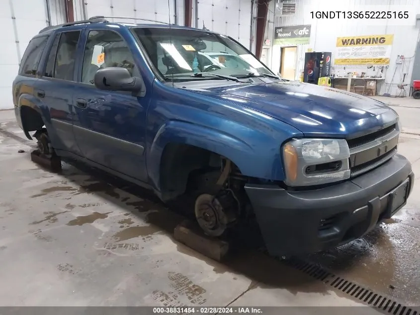 2005 Chevrolet Trailblazer Ls VIN: 1GNDT13S652225165 Lot: 38831454