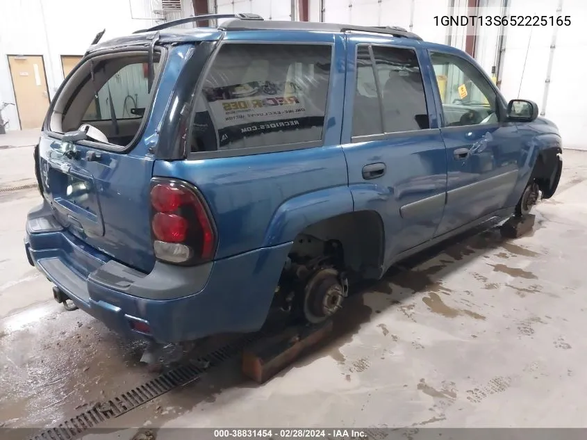 2005 Chevrolet Trailblazer Ls VIN: 1GNDT13S652225165 Lot: 38831454