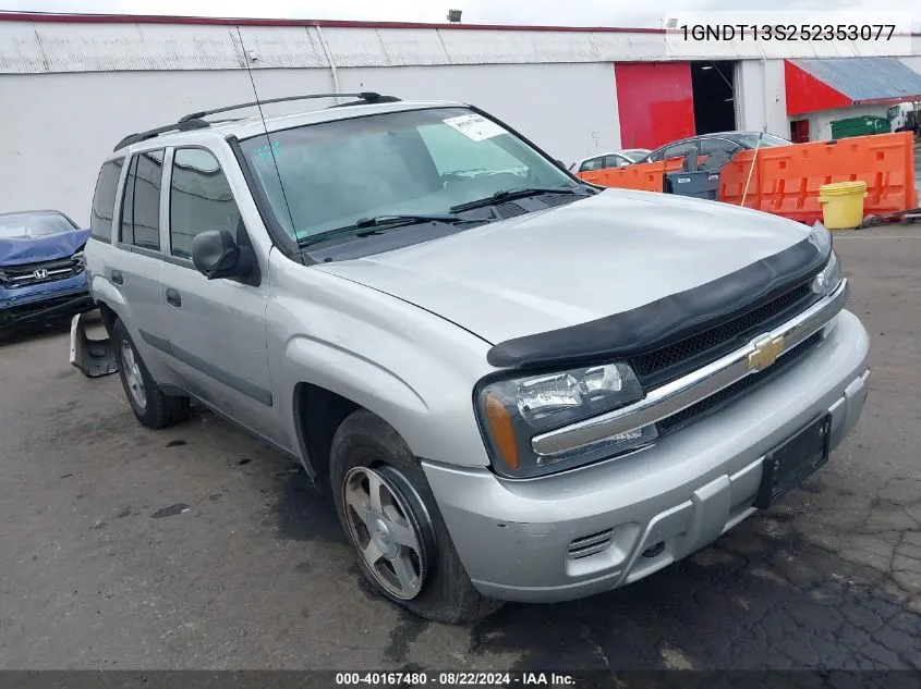 2005 Chevrolet Trailblazer Ls VIN: 1GNDT13S252353077 Lot: 40167480