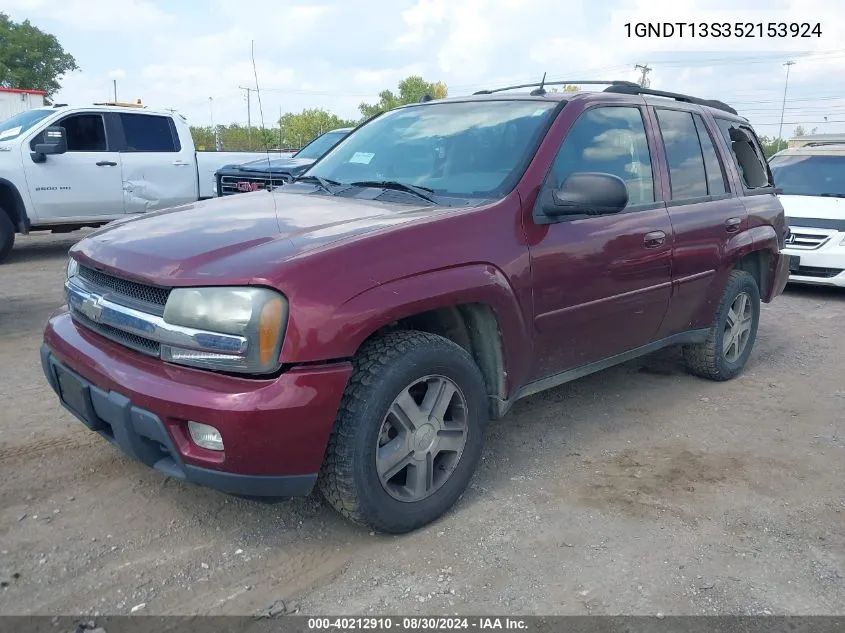 2005 Chevrolet Trailblazer Lt VIN: 1GNDT13S352153924 Lot: 40212910