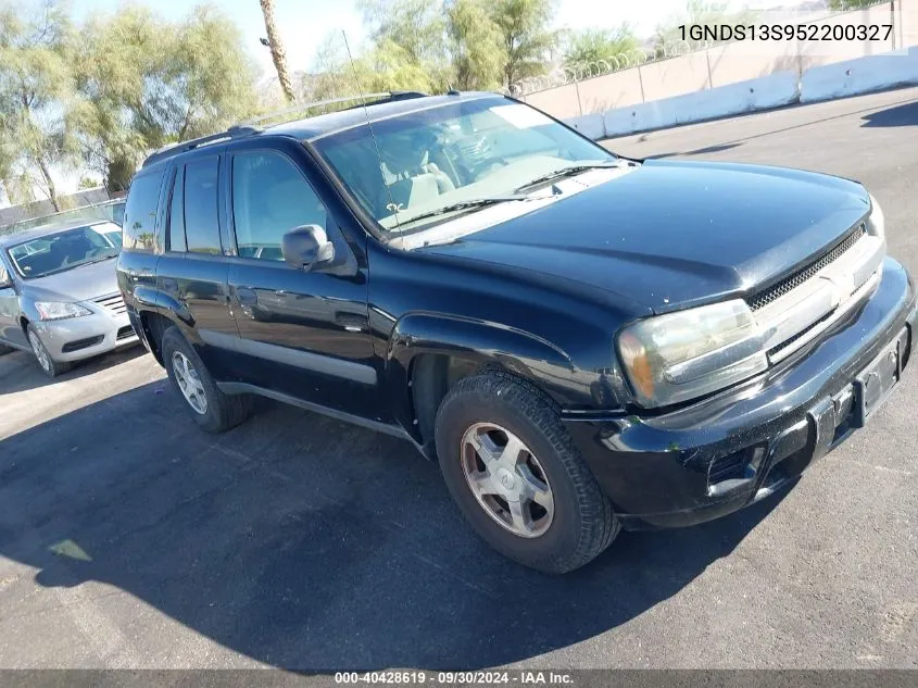 2005 Chevrolet Trailblazer Ls VIN: 1GNDS13S952200327 Lot: 40428619