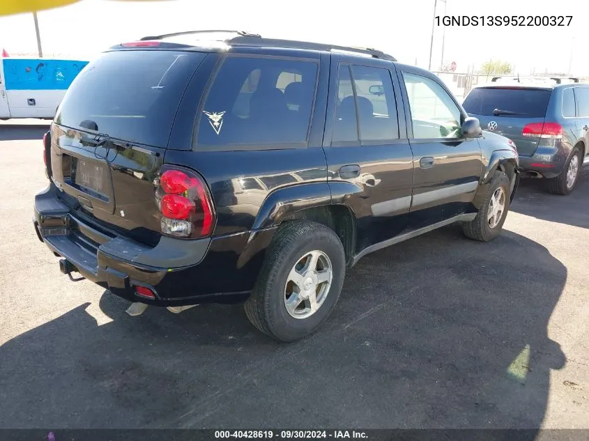 2005 Chevrolet Trailblazer Ls VIN: 1GNDS13S952200327 Lot: 40428619