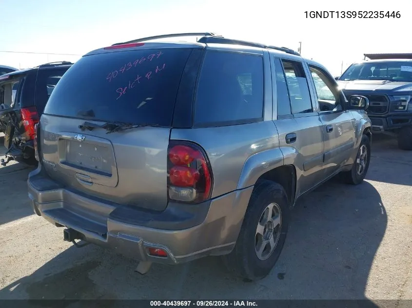 1GNDT13S952235446 2005 Chevrolet Trailblazer Ls