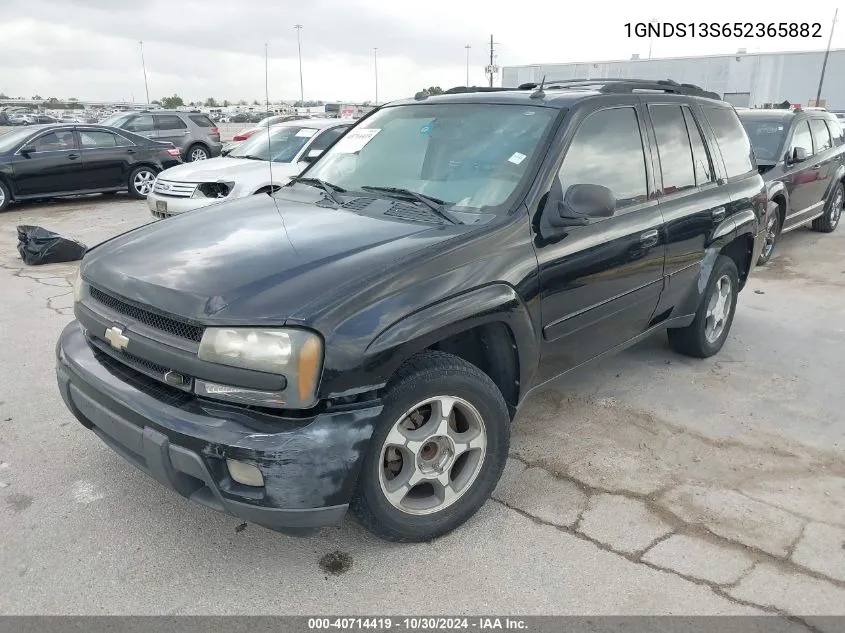 2005 Chevrolet Trailblazer Lt VIN: 1GNDS13S652365882 Lot: 40714419