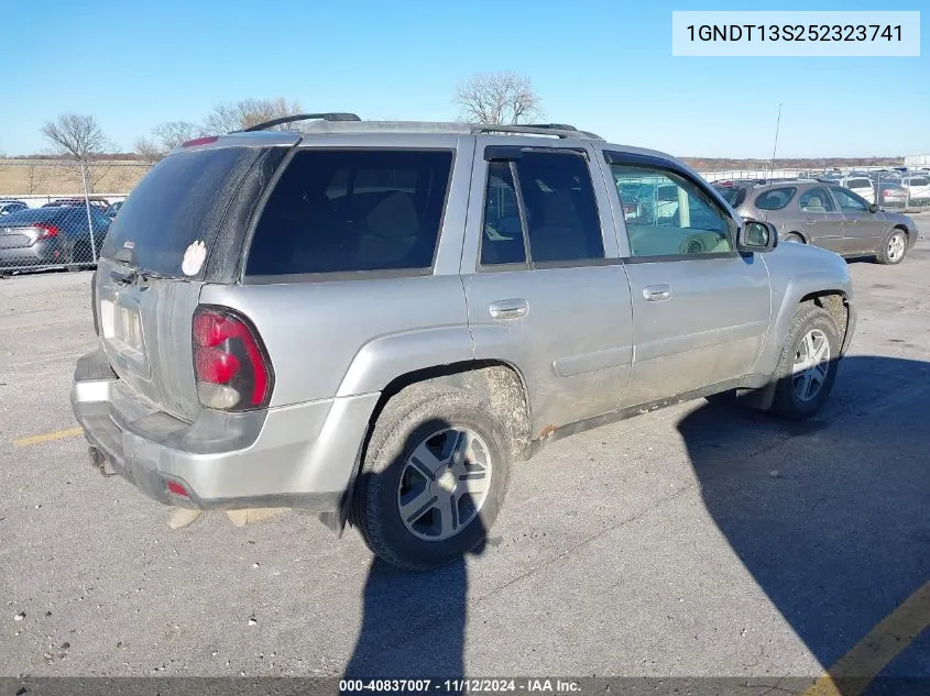 2005 Chevrolet Trailblazer Lt VIN: 1GNDT13S252323741 Lot: 40837007