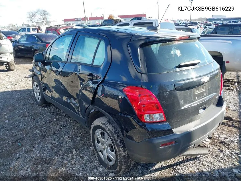 2016 Chevrolet Trax 1Ls VIN: KL7CJKSB9GB616229 Lot: 40901525