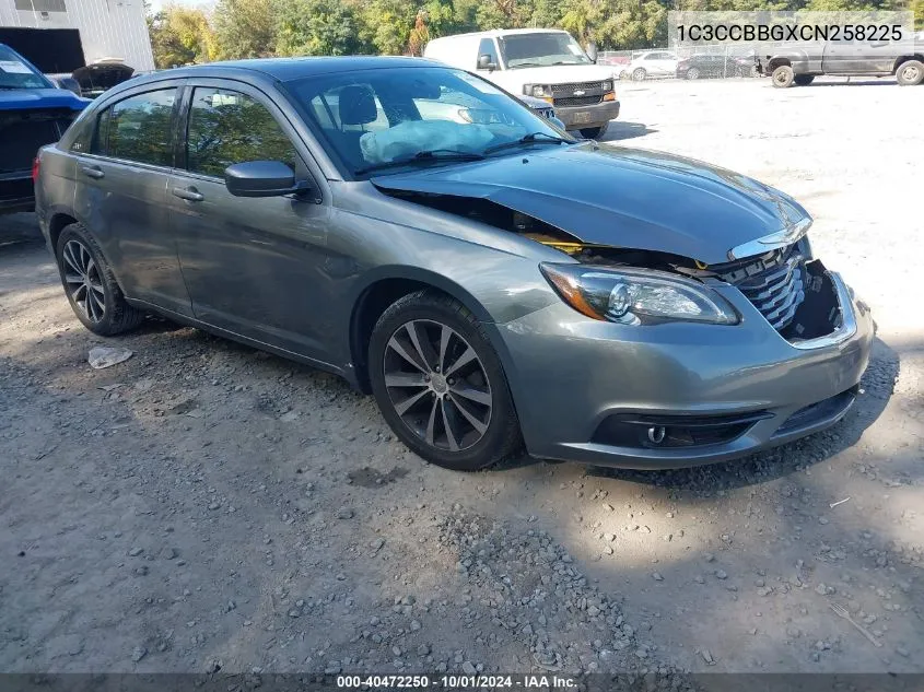 2012 Chrysler 200 Touring VIN: 1C3CCBBGXCN258225 Lot: 40472250