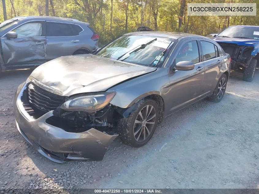 2012 Chrysler 200 Touring VIN: 1C3CCBBGXCN258225 Lot: 40472250