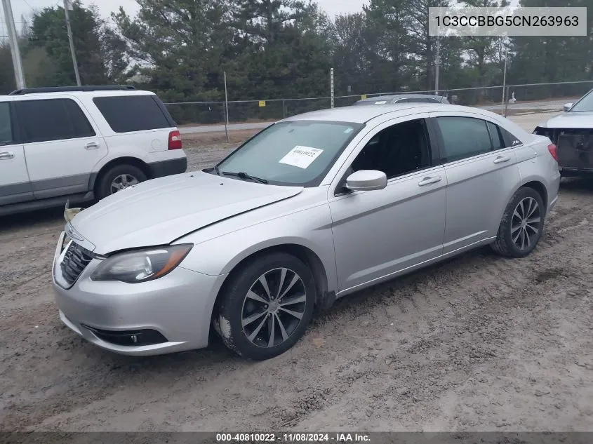 2012 Chrysler 200 Touring VIN: 1C3CCBBG5CN263963 Lot: 40810022