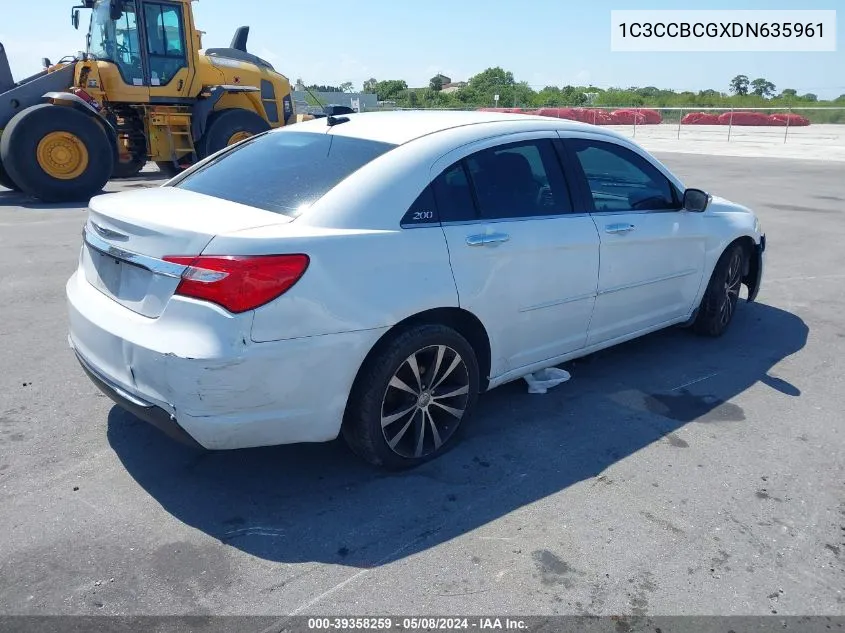 2013 Chrysler 200 Limited VIN: 1C3CCBCGXDN635961 Lot: 39358259